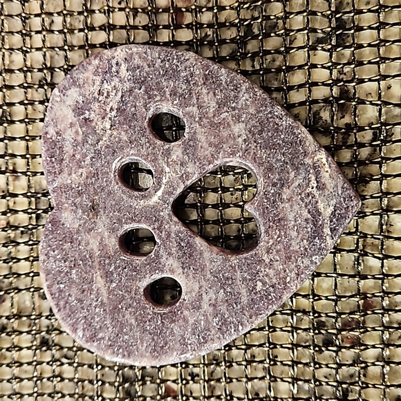 PET PAW CARVING (2) - Picture 2 of 3